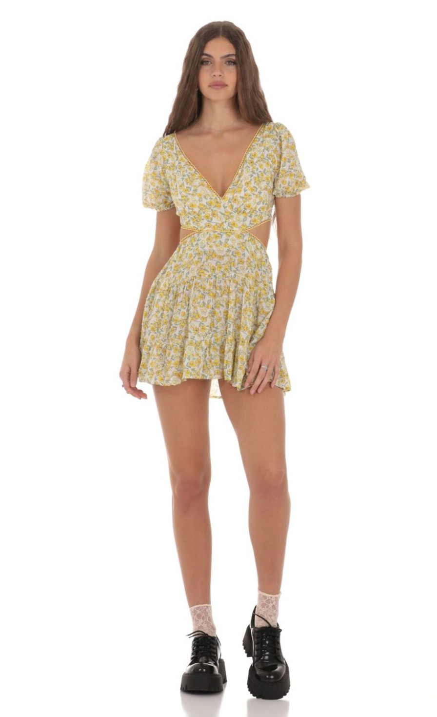 Clothing LUCY IN THE SKY | Yellow Floral Cutout Dress In White | Lucy In The Sky