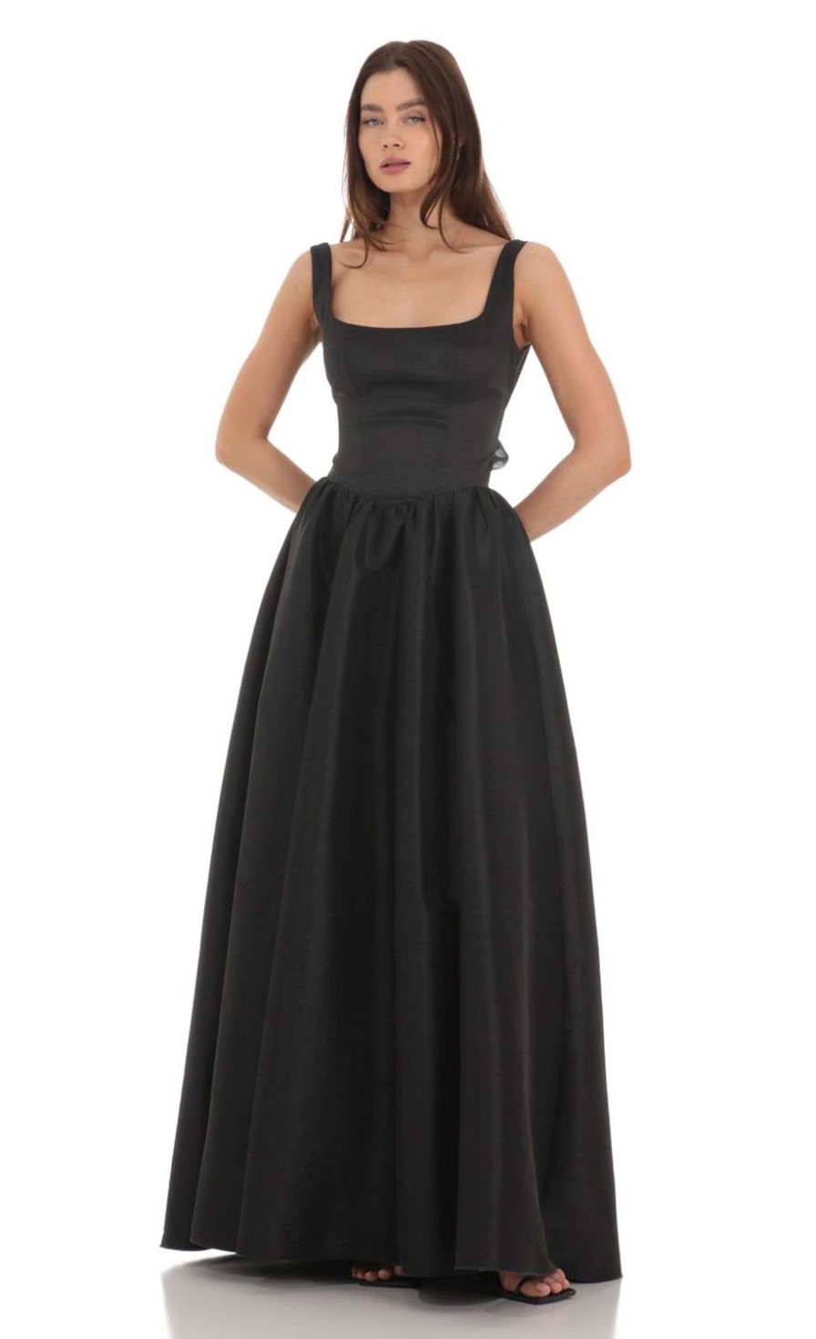 Clothing LUCY IN THE SKY | Back Bow Gown In Black | Lucy In The Sky