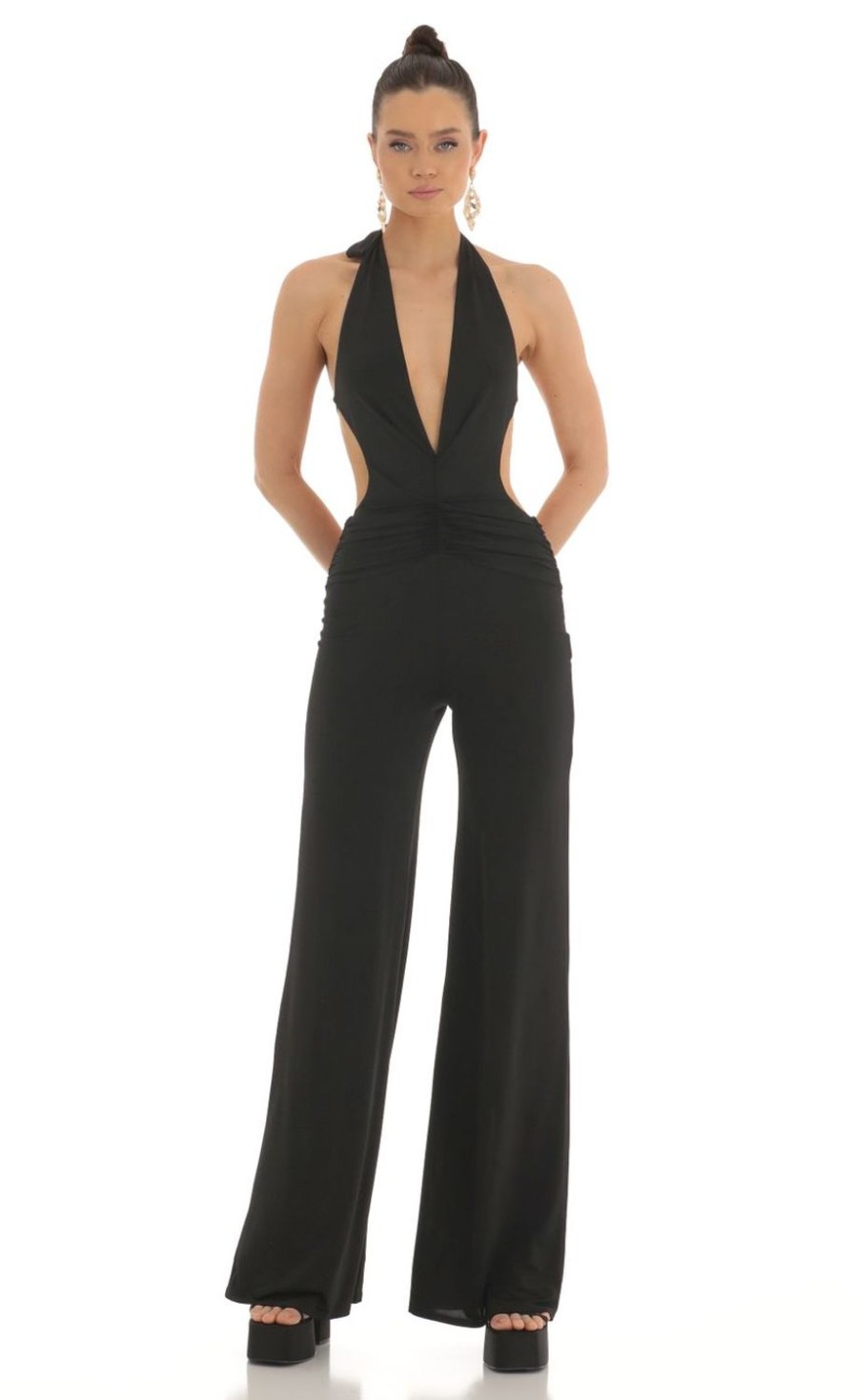 Clothing LUCY IN THE SKY | Saga Plunge Halter Jumpsuit In Black | Lucy In The Sky