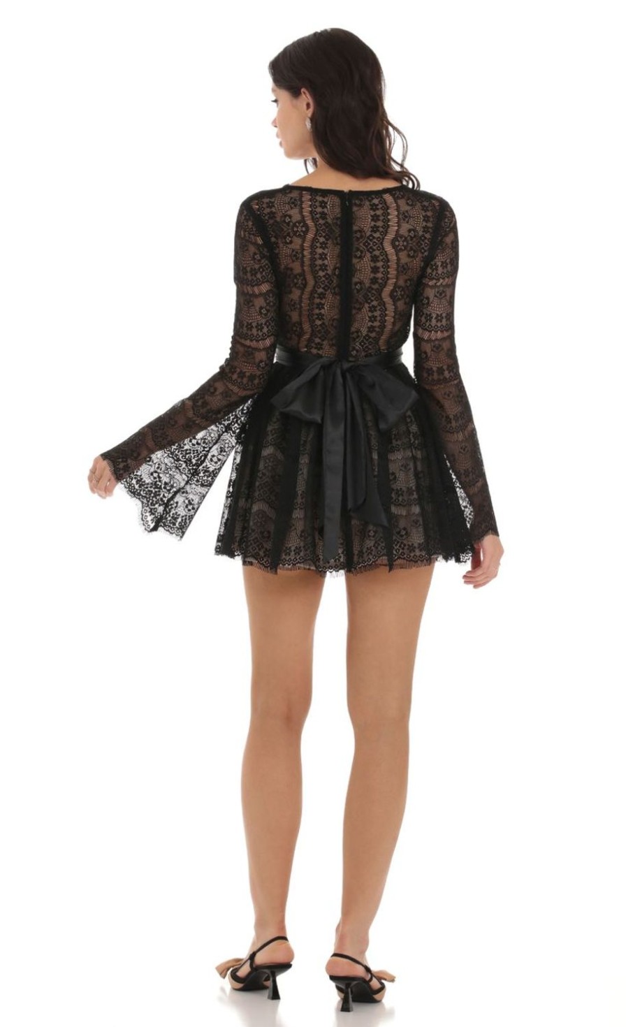 Clothing LUCY IN THE SKY | Metis Lace Plunge Neck Dress In Black | Lucy In The Sky